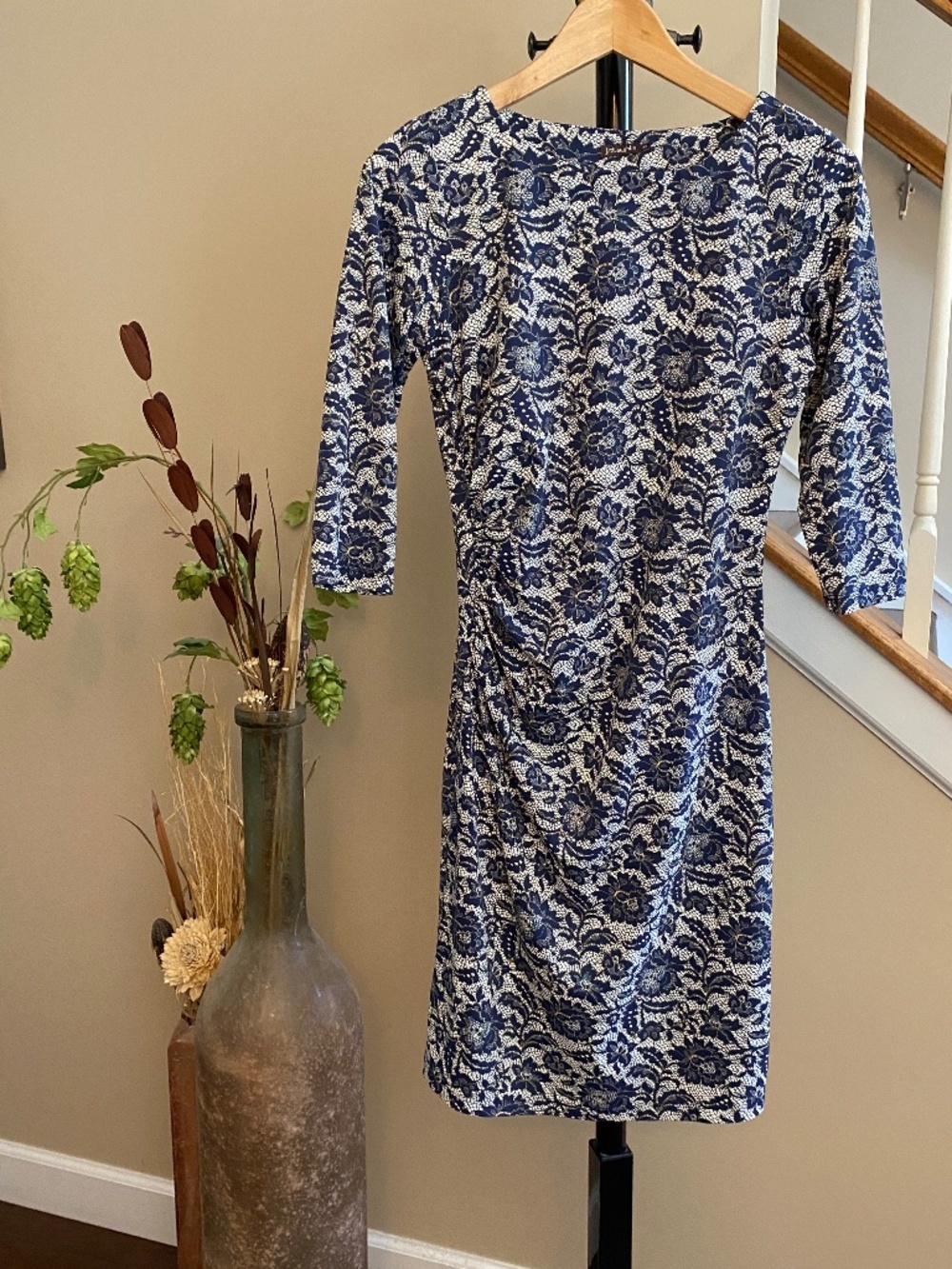 J. McLaughlin Floral Ruched Sheath Jersey 3/4 Sleeve Dress Size XS